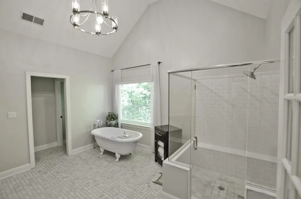 340 Pine Forest Road, Atlanta, Georgia 30342, 5 Bedrooms Bedrooms, ,5 BathroomsBathrooms,Residential,Sold,340 Pine Forest Road,6572381