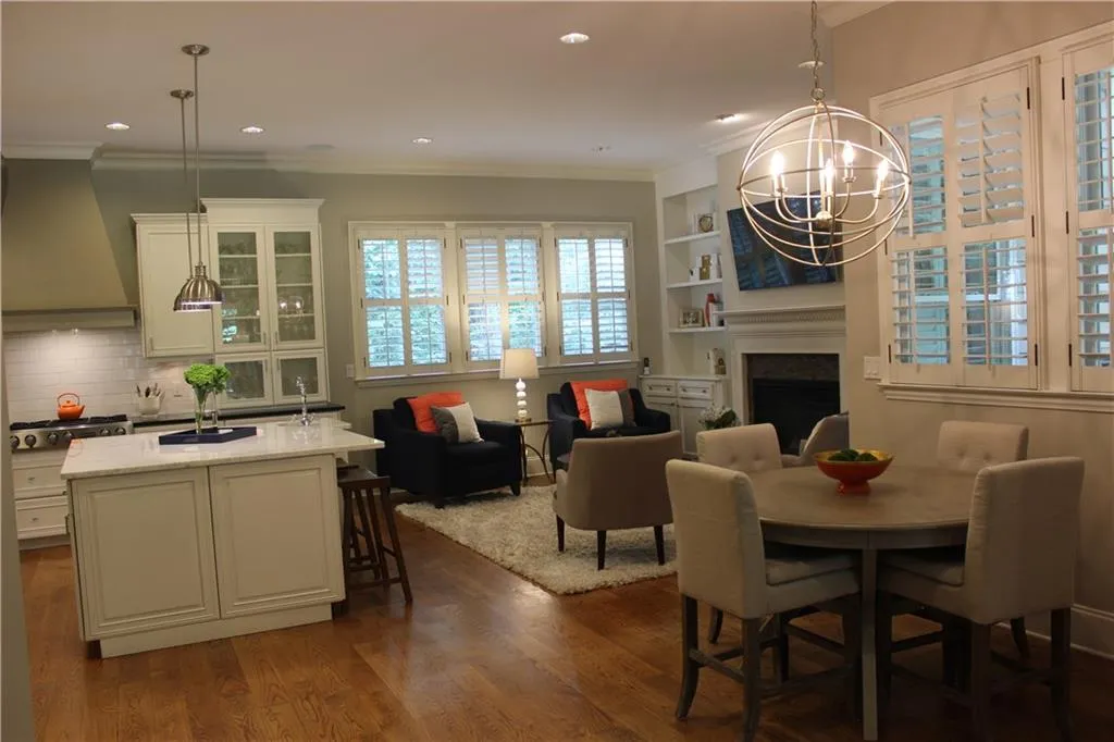 340 Pine Forest Road, Atlanta, Georgia 30342, 5 Bedrooms Bedrooms, ,5 BathroomsBathrooms,Residential,Sold,340 Pine Forest Road,6572381