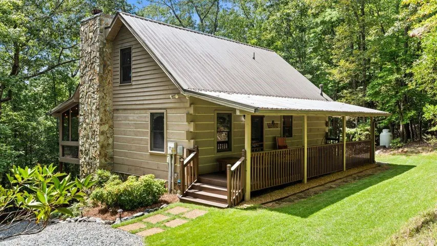 219 Ridge Top Lane, Blue Ridge, Georgia 30513