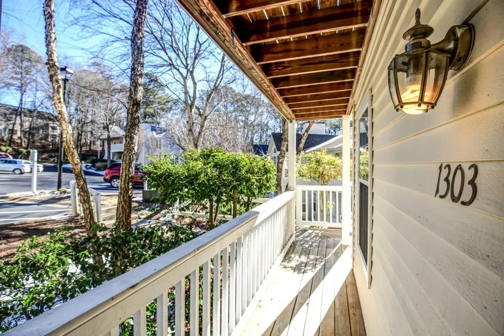 1303 Gettysburg Place Unit 1303, Atlanta, Georgia 30350, 2 Bedrooms Bedrooms, ,2 BathroomsBathrooms,Residential,Sold,1303 Gettysburg Place Unit 1303,5953755