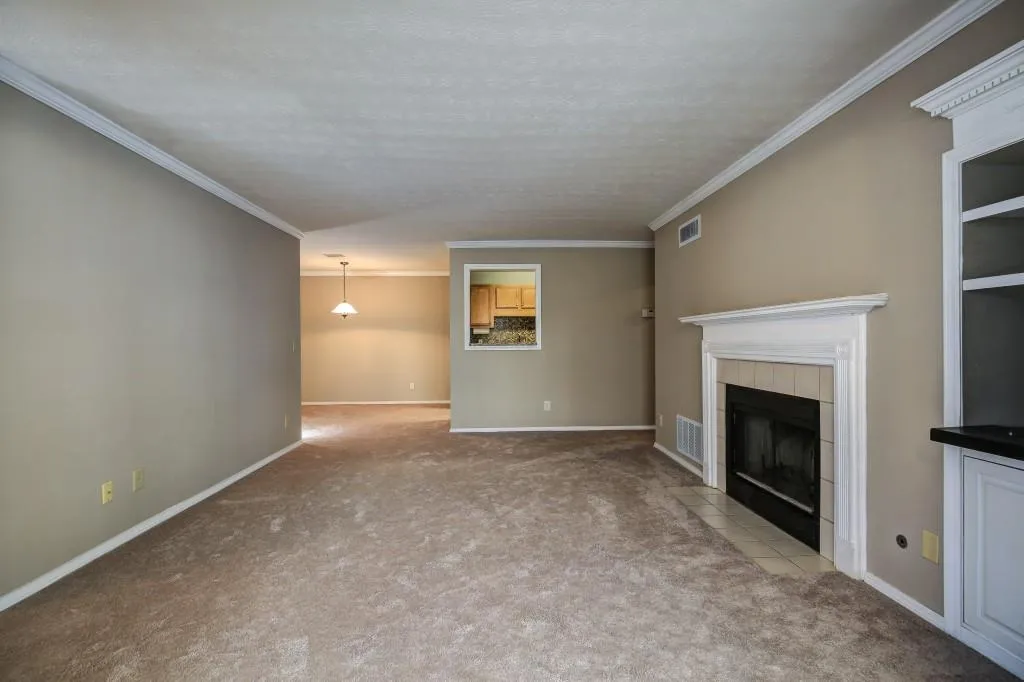 1303 Gettysburg Place Unit 1303, Atlanta, Georgia 30350, 2 Bedrooms Bedrooms, ,2 BathroomsBathrooms,Residential,Sold,1303 Gettysburg Place Unit 1303,5953755