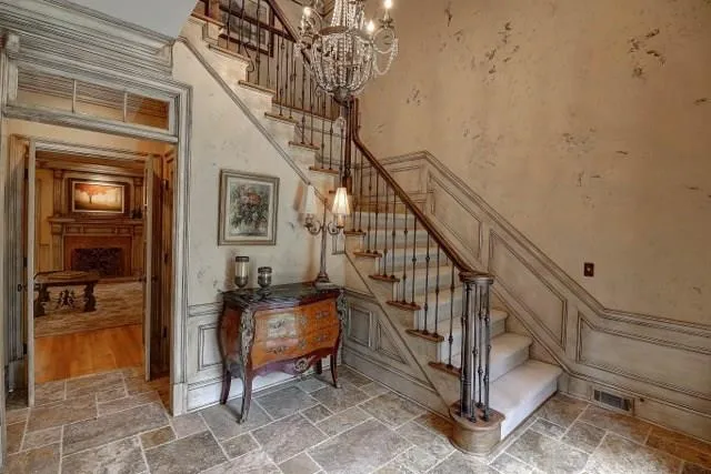 1810 Brandon Hall Drive, Sandy Springs, Georgia 30350, 5 Bedrooms Bedrooms, ,4 BathroomsBathrooms,Residential,Sold,1810 Brandon Hall Drive,5694367