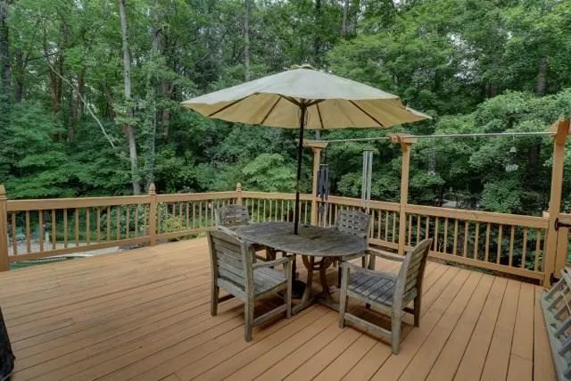 1810 Brandon Hall Drive, Sandy Springs, Georgia 30350, 5 Bedrooms Bedrooms, ,4 BathroomsBathrooms,Residential,Sold,1810 Brandon Hall Drive,5694367