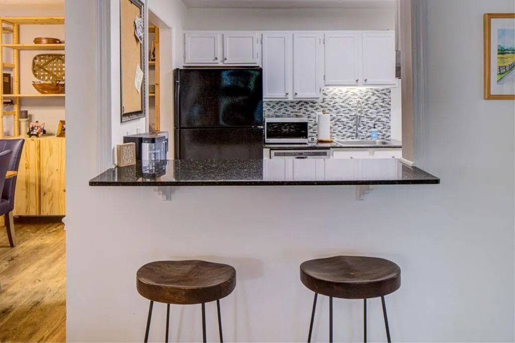 4604 Vinings Central Run Se Unit 131, Atlanta, Georgia 30339, 2 Bedrooms Bedrooms, ,2 BathroomsBathrooms,Residential,For Sale,4604 Vinings Central Run Se Unit 131,7643290