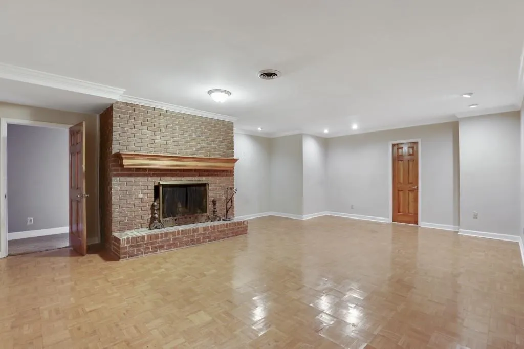 2655 Spalding Drive, Sandy Springs, Georgia 30350, 8 Bedrooms Bedrooms, ,8 BathroomsBathrooms,Residential,Sold,2655 Spalding Drive,6957229