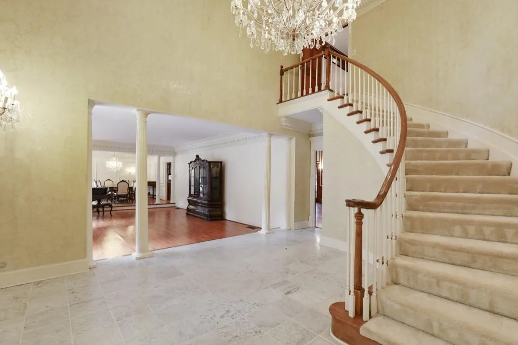 2655 Spalding Drive, Sandy Springs, Georgia 30350, 8 Bedrooms Bedrooms, ,8 BathroomsBathrooms,Residential,Sold,2655 Spalding Drive,6957229
