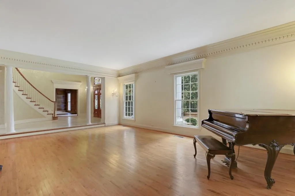 2655 Spalding Drive, Sandy Springs, Georgia 30350, 8 Bedrooms Bedrooms, ,8 BathroomsBathrooms,Residential,Sold,2655 Spalding Drive,6957229