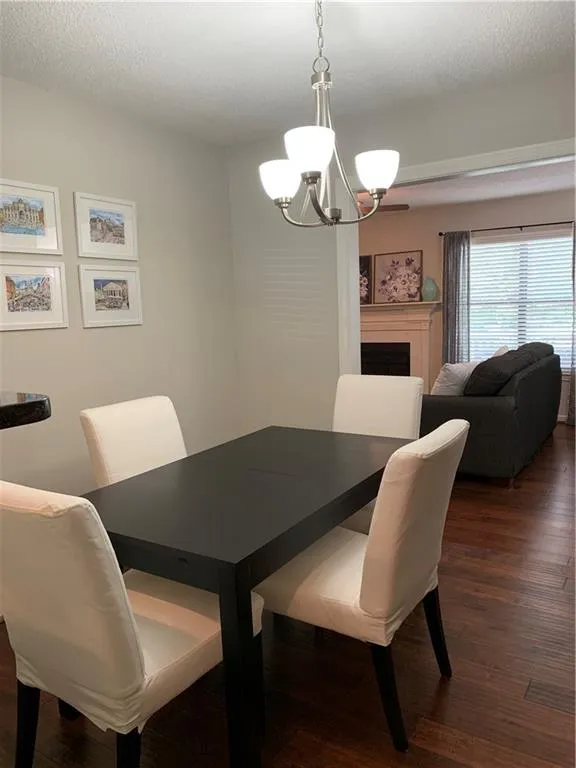 1206 Old Hammond Chase, Sandy Springs, Georgia 30350, 2 Bedrooms Bedrooms, ,2 BathroomsBathrooms,Residential,Sold,1206 Old Hammond Chase,6600351