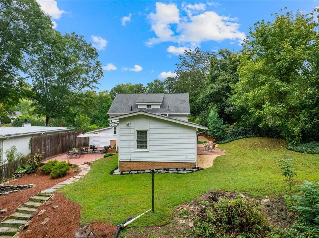421 Golfview Rd Nw Road Nw, Atlanta, Georgia 30309, 5 Bedrooms Bedrooms, 0 ,4 BathroomsBathrooms,Residential,For Sale,421 Golfview Rd Nw Road Nw,7847849