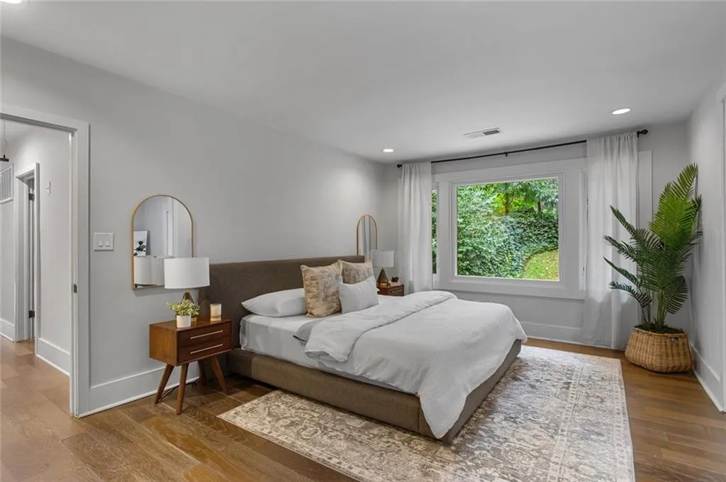 421 Golfview Rd Nw Road Nw, Atlanta, Georgia 30309, 5 Bedrooms Bedrooms, 0 ,4 BathroomsBathrooms,Residential,For Sale,421 Golfview Rd Nw Road Nw,7847849