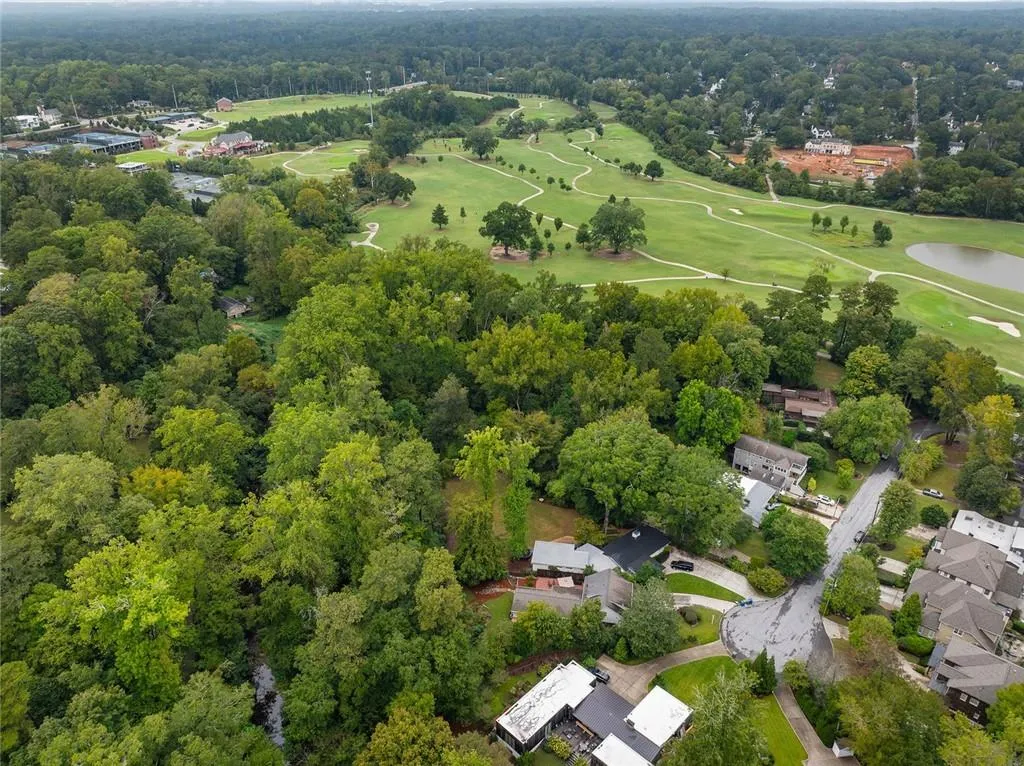 421 Golfview Rd Nw Road Nw, Atlanta, Georgia 30309, 5 Bedrooms Bedrooms, 0 ,4 BathroomsBathrooms,Residential,For Sale,421 Golfview Rd Nw Road Nw,7847849