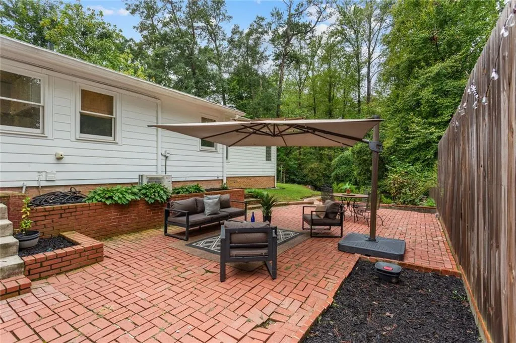 421 Golfview Rd Nw Road Nw, Atlanta, Georgia 30309, 5 Bedrooms Bedrooms, 0 ,4 BathroomsBathrooms,Residential,For Sale,421 Golfview Rd Nw Road Nw,7847849