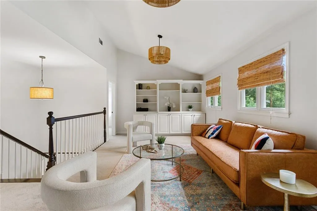 421 Golfview Rd Nw Road Nw, Atlanta, Georgia 30309, 5 Bedrooms Bedrooms, 0 ,4 BathroomsBathrooms,Residential,For Sale,421 Golfview Rd Nw Road Nw,7847849