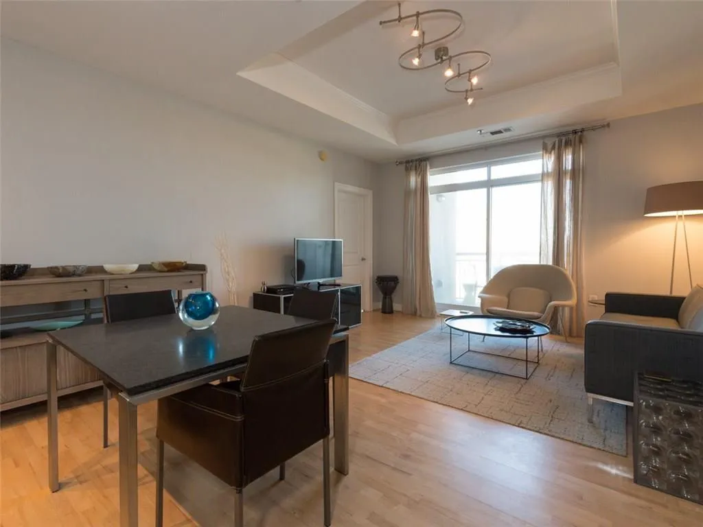 325 E Paces Ferry Road Ne Unit 801, Atlanta, Georgia 30305, 2 Bedrooms Bedrooms, ,2 BathroomsBathrooms,Residential,Sold,325 E Paces Ferry Road Ne Unit 801,5993103