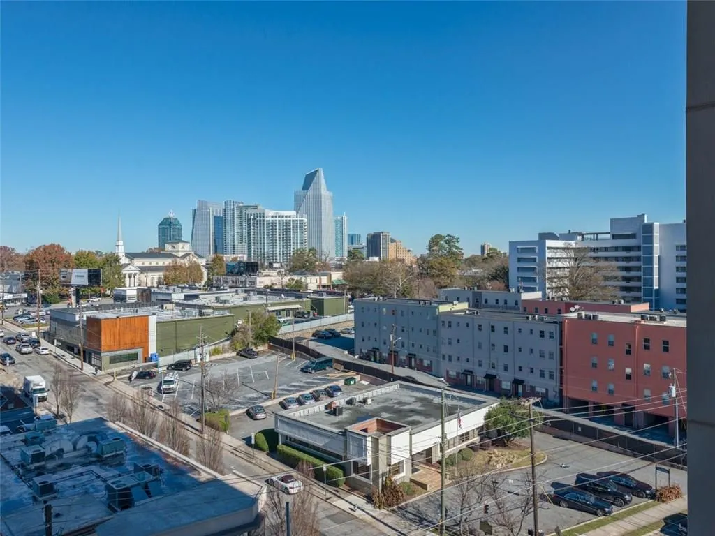 325 E Paces Ferry Road Ne Unit 801, Atlanta, Georgia 30305, 2 Bedrooms Bedrooms, ,2 BathroomsBathrooms,Residential,Sold,325 E Paces Ferry Road Ne Unit 801,5993103