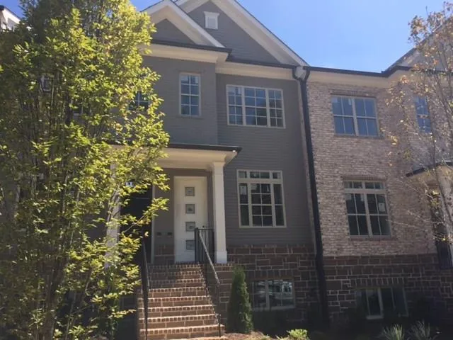 4741 Roswell Road, Atlanta, Georgia 30342, 2 Bedrooms Bedrooms, ,2 BathroomsBathrooms,Residential,Sold,4741 Roswell Road,5879635