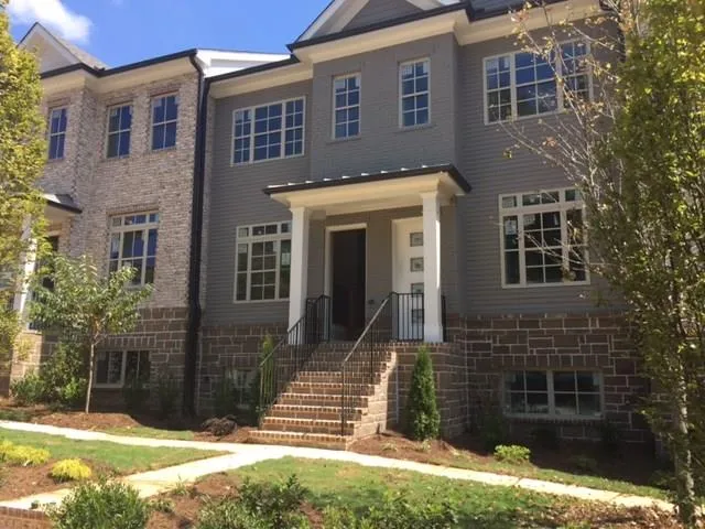 4741 Roswell Road, Atlanta, Georgia 30342, 2 Bedrooms Bedrooms, ,2 BathroomsBathrooms,Residential,Sold,4741 Roswell Road,5879635