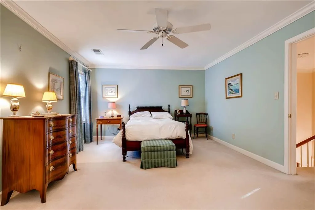 7155 Roswell Road Unit 2, Sandy Springs, Georgia 30328, 3 Bedrooms Bedrooms, ,3 BathroomsBathrooms,Residential,Sold,7155 Roswell Road Unit 2,5797900