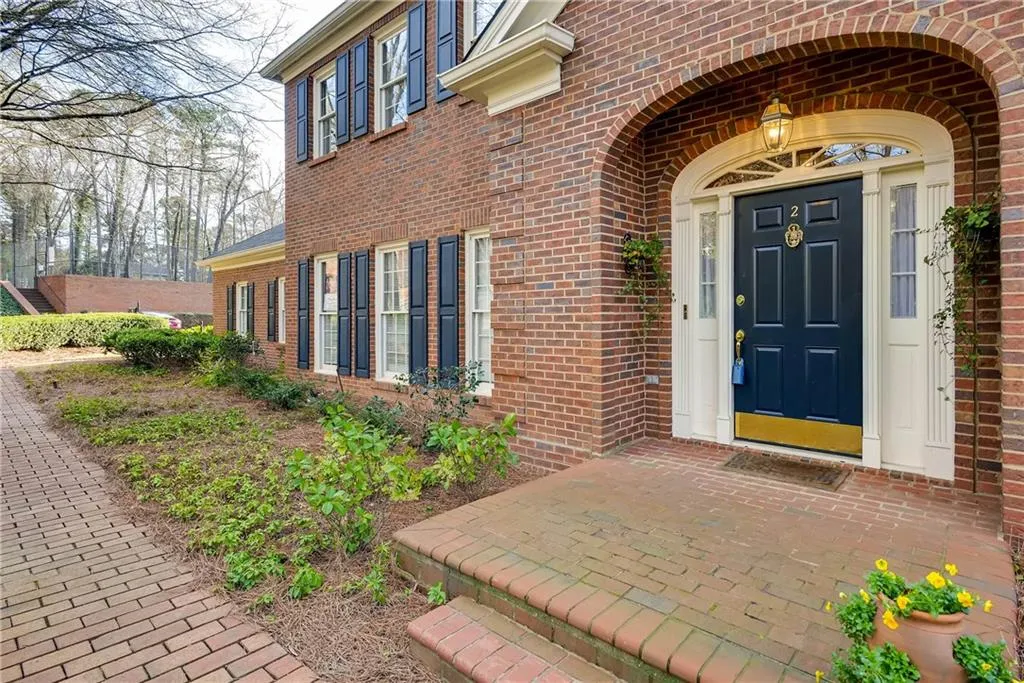 7155 Roswell Road Unit 2, Sandy Springs, Georgia 30328, 3 Bedrooms Bedrooms, ,3 BathroomsBathrooms,Residential,Sold,7155 Roswell Road Unit 2,5797900