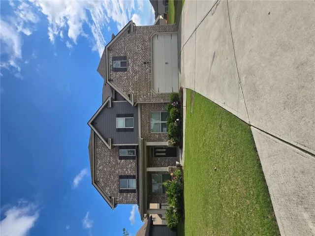 1013 Autumn Drive, Loganville, Georgia 30052