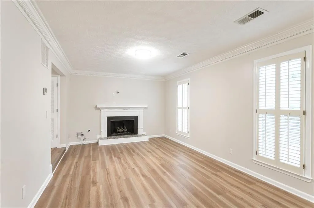 9133 Carroll Manor Drive, Atlanta, Georgia 30350, 2 Bedrooms Bedrooms, ,2 BathroomsBathrooms,Residential,Sold,9133 Carroll Manor Drive,7235578