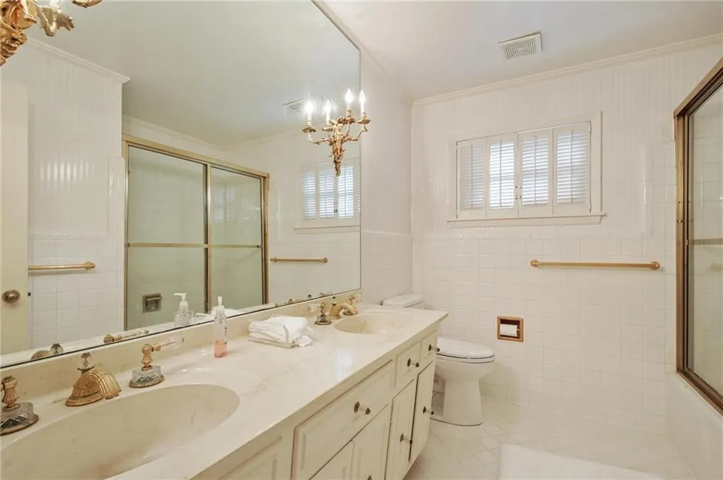 321 Forest Valley Court, Sandy Springs, Georgia 30342, 3 Bedrooms Bedrooms, ,2 BathroomsBathrooms,Residential,Sold,321 Forest Valley Court,7259399