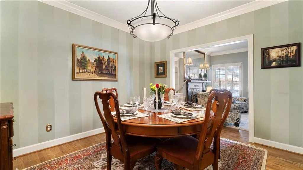 209 Jefferson Circle, Atlanta, Georgia 30328, 3 Bedrooms Bedrooms, ,2 BathroomsBathrooms,Residential,Sold,209 Jefferson Circle,7355685