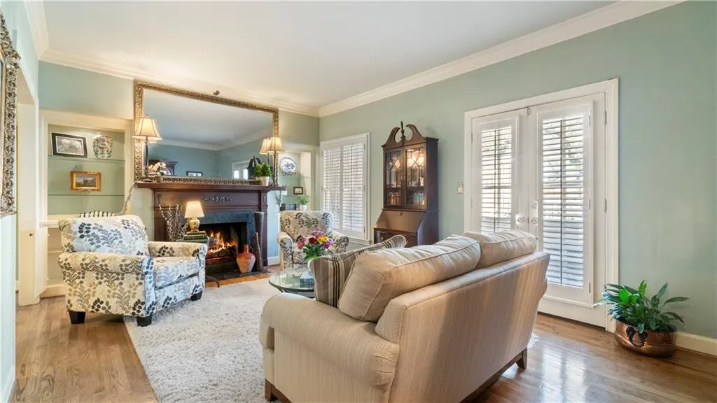 209 Jefferson Circle, Atlanta, Georgia 30328, 3 Bedrooms Bedrooms, ,2 BathroomsBathrooms,Residential,Sold,209 Jefferson Circle,7355685