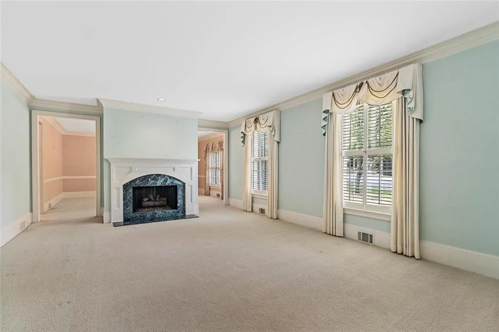 555 Old Cobblestone Drive, Sandy Springs, Georgia 30350, 5 Bedrooms Bedrooms, ,3 BathroomsBathrooms,Residential,Sold,555 Old Cobblestone Drive,7224994