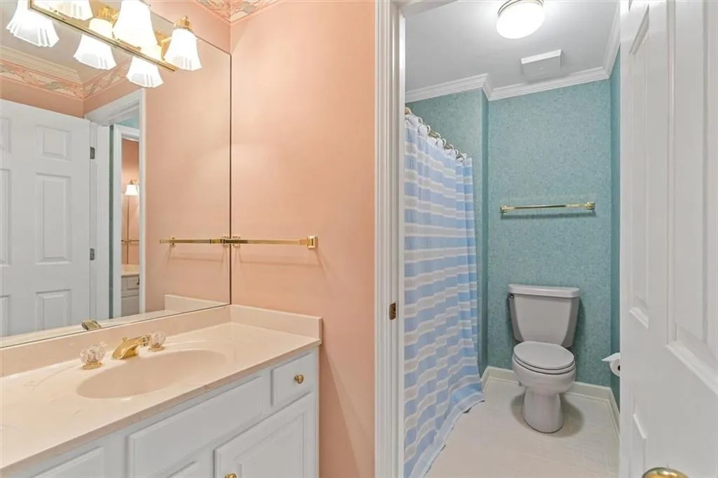 555 Old Cobblestone Drive, Sandy Springs, Georgia 30350, 5 Bedrooms Bedrooms, ,3 BathroomsBathrooms,Residential,Sold,555 Old Cobblestone Drive,7224994