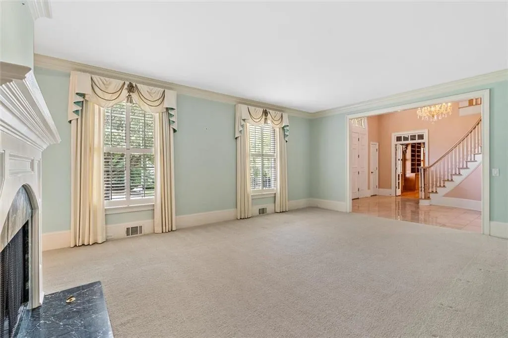 555 Old Cobblestone Drive, Sandy Springs, Georgia 30350, 5 Bedrooms Bedrooms, ,3 BathroomsBathrooms,Residential,Sold,555 Old Cobblestone Drive,7224994