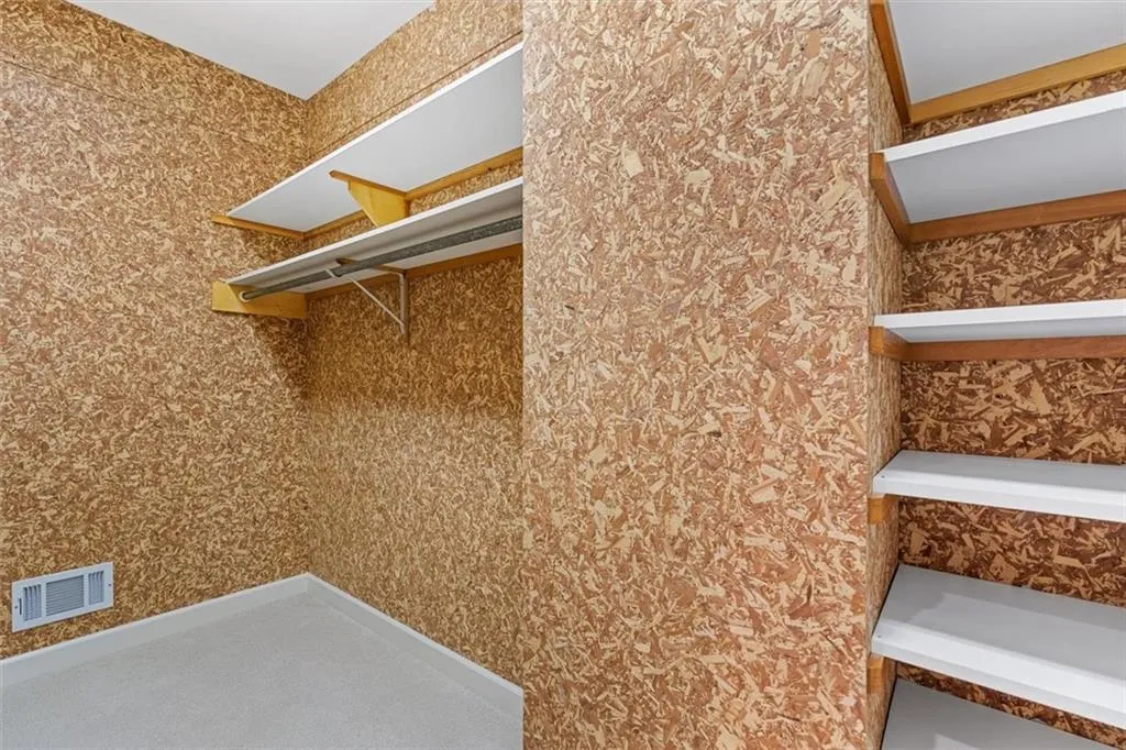 555 Old Cobblestone Drive, Sandy Springs, Georgia 30350, 5 Bedrooms Bedrooms, ,3 BathroomsBathrooms,Residential,Sold,555 Old Cobblestone Drive,7224994