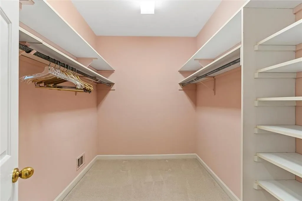 555 Old Cobblestone Drive, Sandy Springs, Georgia 30350, 5 Bedrooms Bedrooms, ,3 BathroomsBathrooms,Residential,Sold,555 Old Cobblestone Drive,7224994