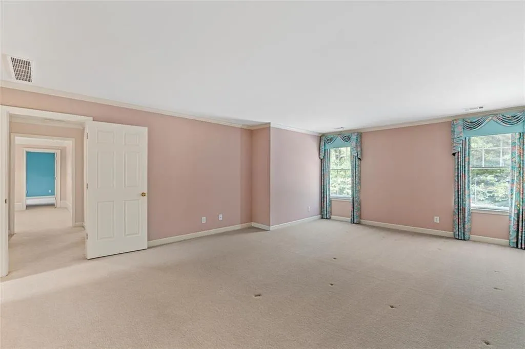 555 Old Cobblestone Drive, Sandy Springs, Georgia 30350, 5 Bedrooms Bedrooms, ,3 BathroomsBathrooms,Residential,Sold,555 Old Cobblestone Drive,7224994