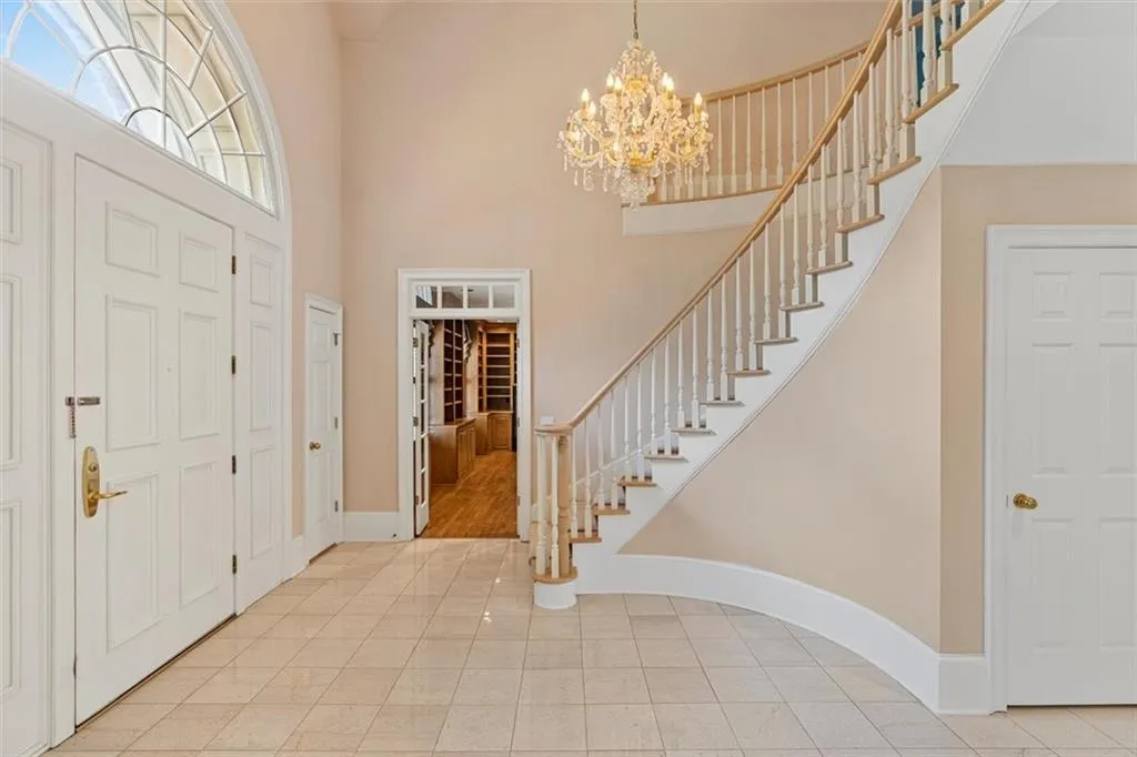 555 Old Cobblestone Drive, Sandy Springs, Georgia 30350, 5 Bedrooms Bedrooms, ,3 BathroomsBathrooms,Residential,Sold,555 Old Cobblestone Drive,7224994