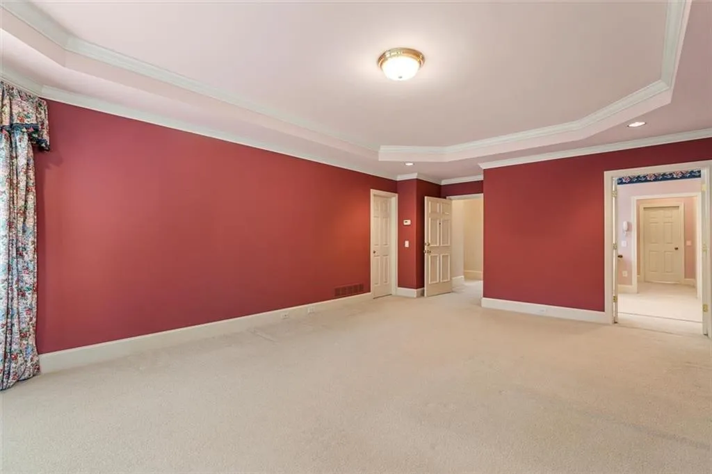 555 Old Cobblestone Drive, Sandy Springs, Georgia 30350, 5 Bedrooms Bedrooms, ,3 BathroomsBathrooms,Residential,Sold,555 Old Cobblestone Drive,7224994
