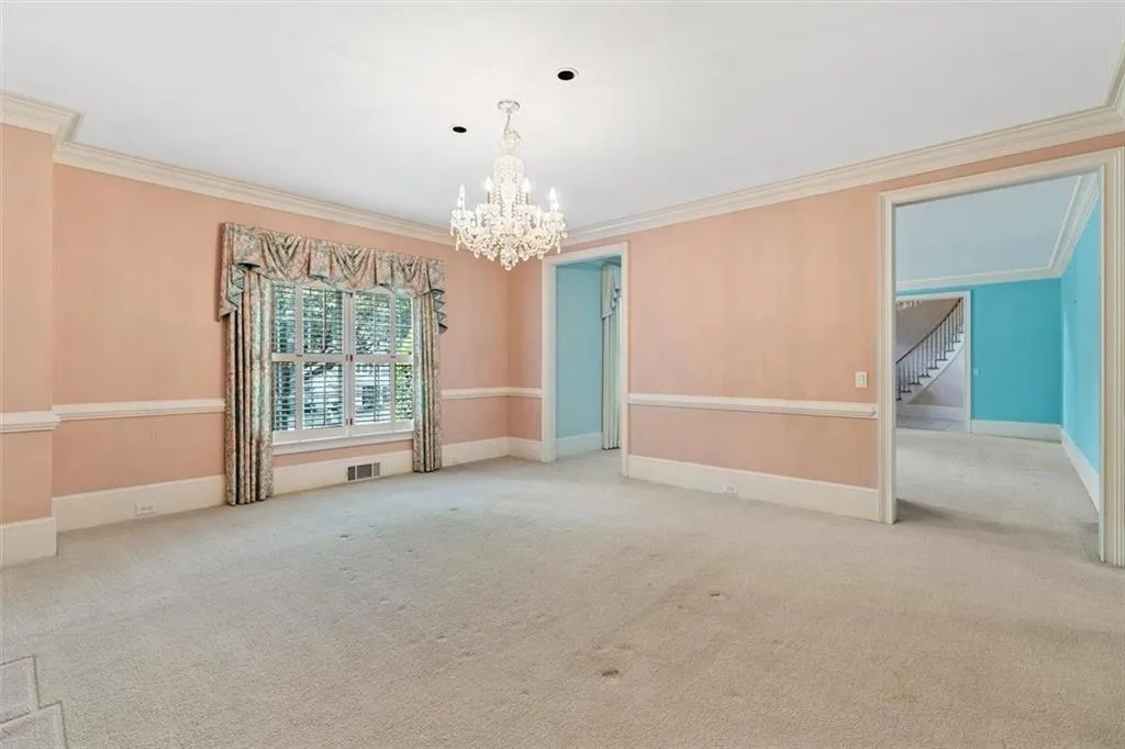 555 Old Cobblestone Drive, Sandy Springs, Georgia 30350, 5 Bedrooms Bedrooms, ,3 BathroomsBathrooms,Residential,Sold,555 Old Cobblestone Drive,7224994