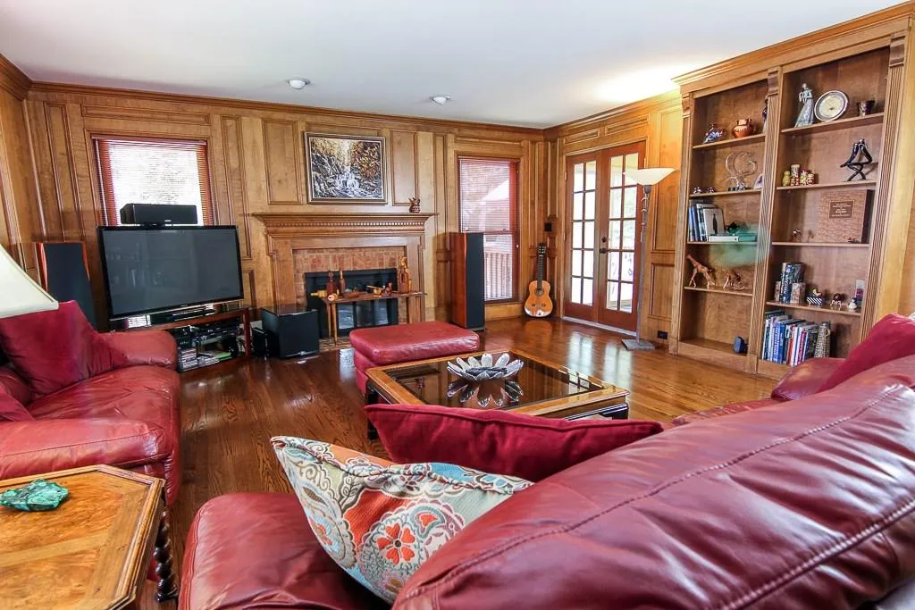 745 Amster Green Drive, Sandy Springs, Georgia 30350, 5 Bedrooms Bedrooms, ,4 BathroomsBathrooms,Residential,Sold,745 Amster Green Drive,6086953