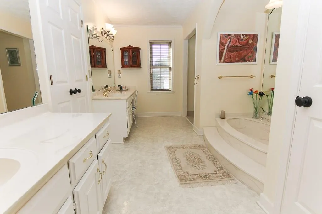 745 Amster Green Drive, Sandy Springs, Georgia 30350, 5 Bedrooms Bedrooms, ,4 BathroomsBathrooms,Residential,Sold,745 Amster Green Drive,6086953
