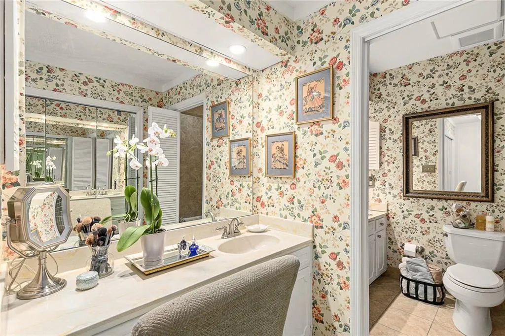 431 The North Chace, Atlanta, Georgia 30328, 4 Bedrooms Bedrooms, ,3 BathroomsBathrooms,Residential,For Sale,431 The North Chace,7683720