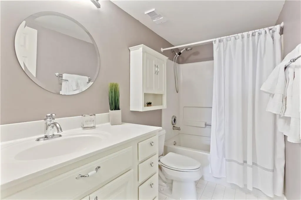 795 Hammond Drive Unit 1107, Atlanta, Georgia 30328, 2 Bedrooms Bedrooms, ,2 BathroomsBathrooms,Residential,Sold,795 Hammond Drive Unit 1107,6710462