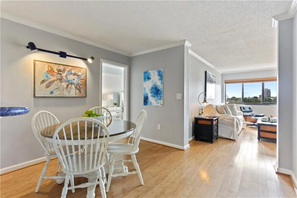 795 Hammond Drive Unit 1107, Atlanta, Georgia 30328, 2 Bedrooms Bedrooms, ,2 BathroomsBathrooms,Residential,Sold,795 Hammond Drive Unit 1107,6710462
