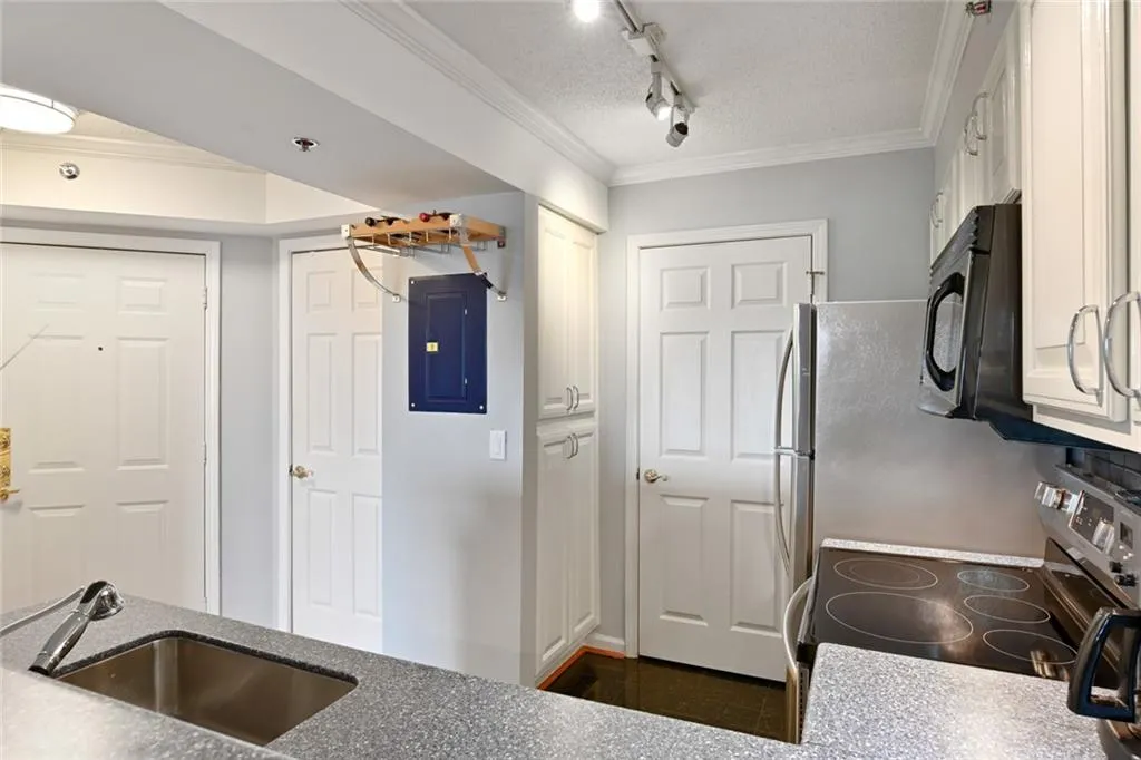795 Hammond Drive Unit 1107, Atlanta, Georgia 30328, 2 Bedrooms Bedrooms, ,2 BathroomsBathrooms,Residential,Sold,795 Hammond Drive Unit 1107,6710462