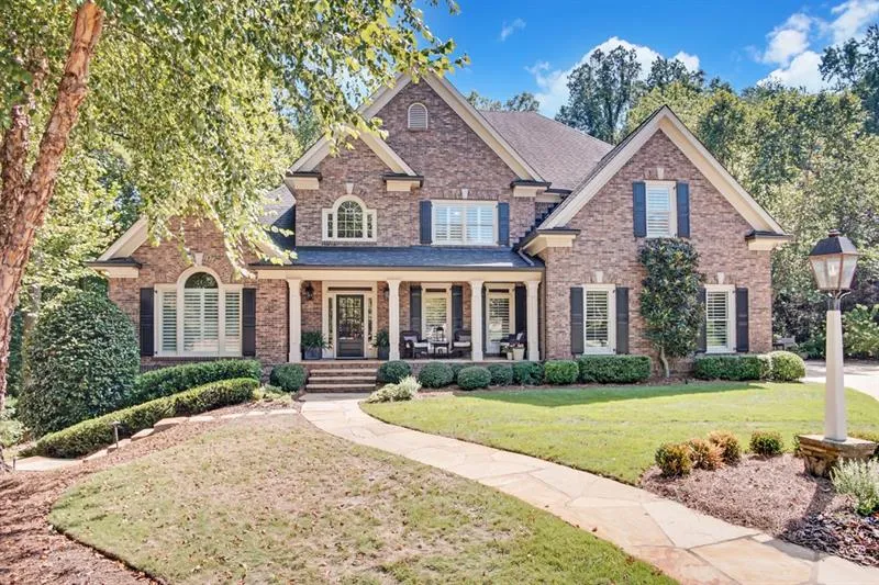 745 Latour Drive, Sandy Springs, Georgia 30350, 6 Bedrooms Bedrooms, ,4 BathroomsBathrooms,Residential,Sold,745 Latour Drive,6636094