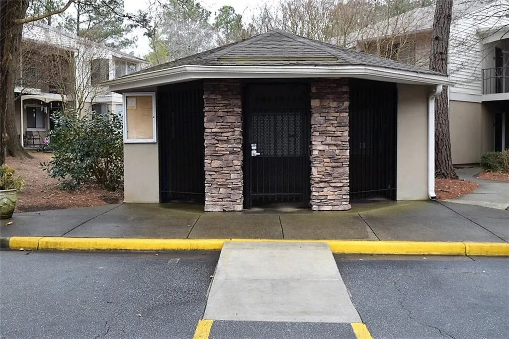 3011 Wingate Way, Sandy Springs, Georgia 30350, 2 Bedrooms Bedrooms, ,2 BathroomsBathrooms,Residential,Sold,3011 Wingate Way,5949904