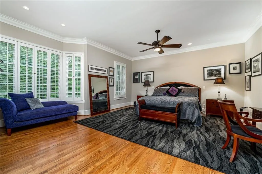 315 Enclave Circle, Atlanta, Georgia 30342, 5 Bedrooms Bedrooms, ,4 BathroomsBathrooms,Residential,Sold,315 Enclave Circle,7231529