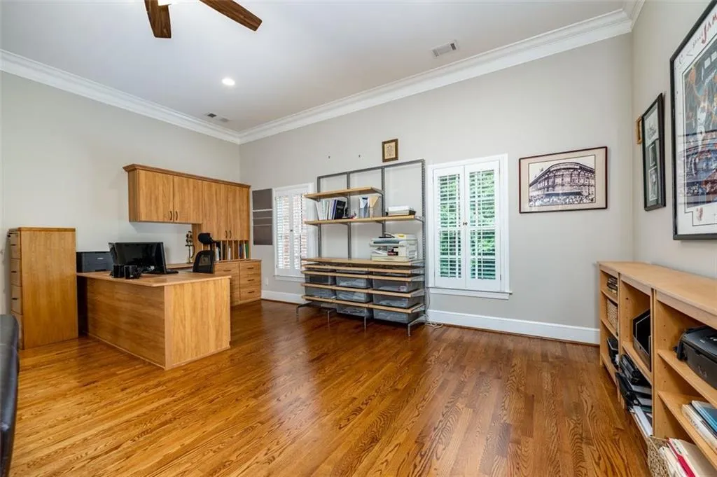 315 Enclave Circle, Atlanta, Georgia 30342, 5 Bedrooms Bedrooms, ,4 BathroomsBathrooms,Residential,Sold,315 Enclave Circle,7231529