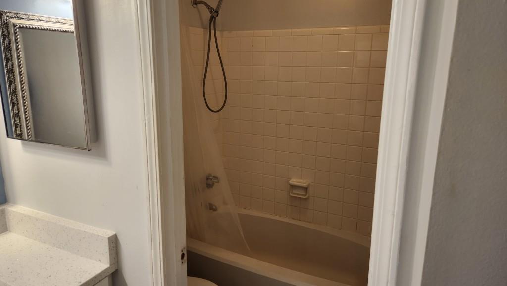 1407 Vicksburg Place, Sandy Springs, Georgia 30350, 2 Bedrooms Bedrooms, ,2 BathroomsBathrooms,Residential,Sold,1407 Vicksburg Place,7282910