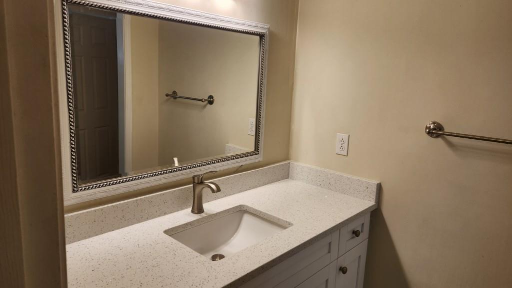 1407 Vicksburg Place, Sandy Springs, Georgia 30350, 2 Bedrooms Bedrooms, ,2 BathroomsBathrooms,Residential,Sold,1407 Vicksburg Place,7282910