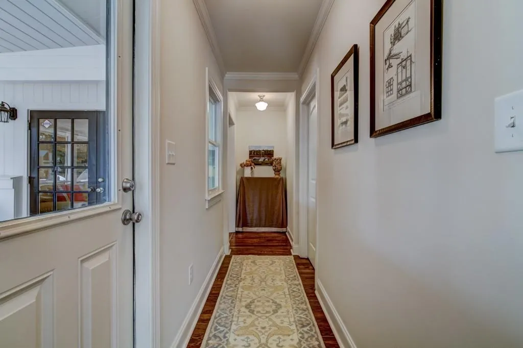 501 Carolwood Lane, Atlanta, Georgia 30342, 3 Bedrooms Bedrooms, ,2 BathroomsBathrooms,Residential,Sold,501 Carolwood Lane,5959022